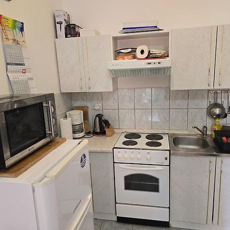 Apartments Stjepan Малинска Екстериор снимка