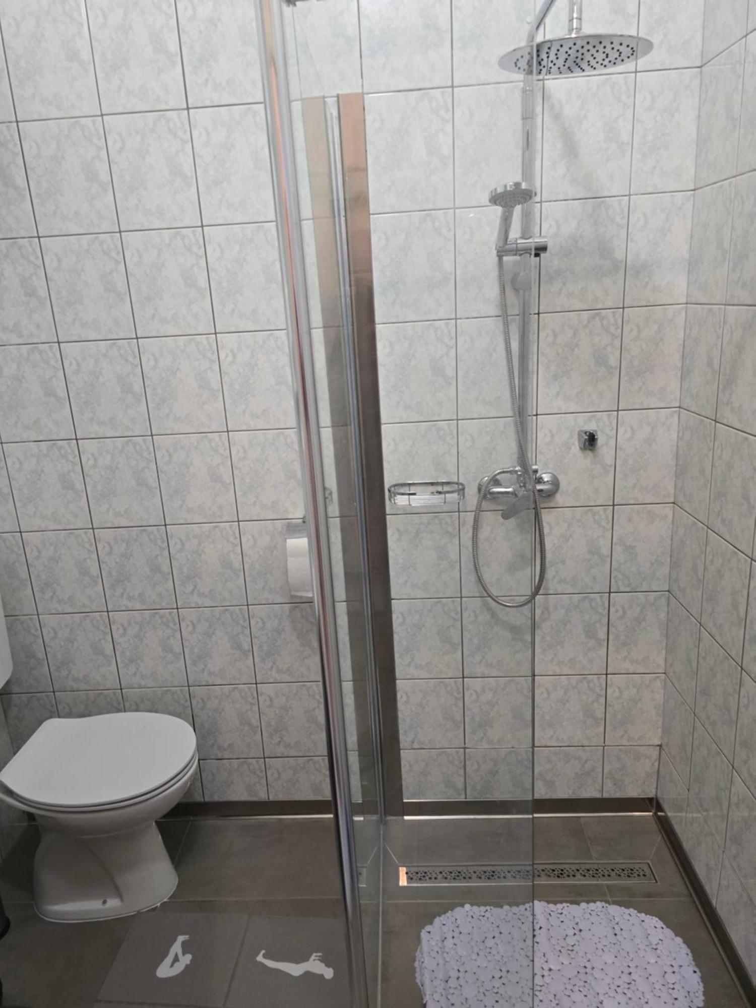 Apartments Stjepan Малинска Екстериор снимка