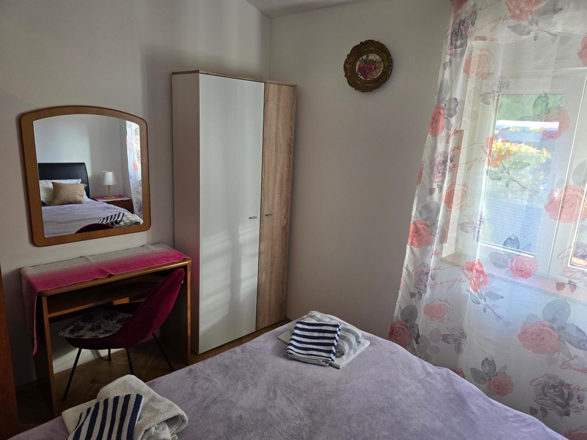Apartments Stjepan Малинска Екстериор снимка